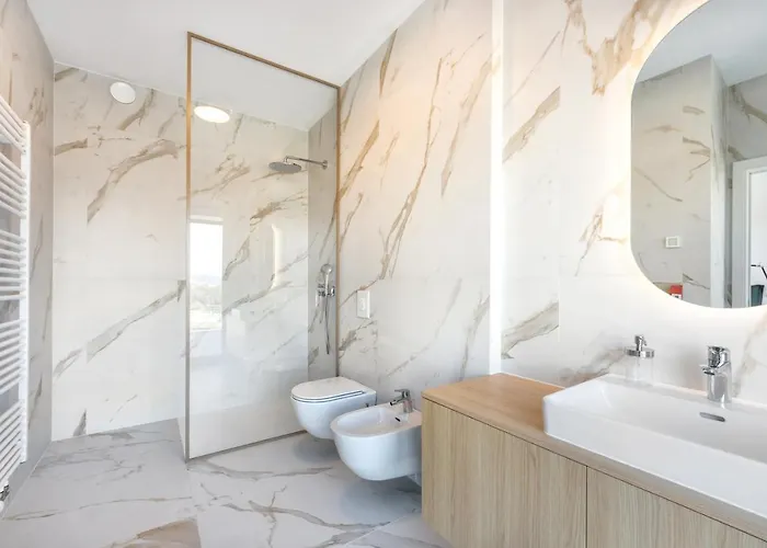 Modern Three-bedroom Masarykova With Private Parking Apartment