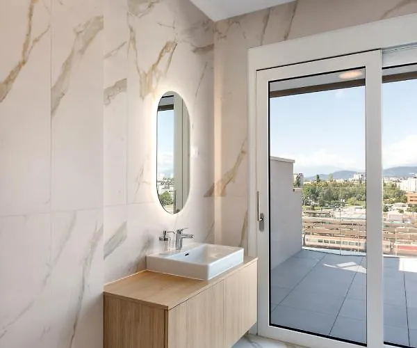 Modern Three-bedroom Masarykova With Private Parking * Lubiana